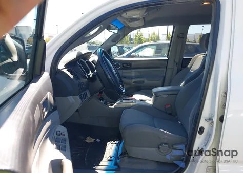 2008 Toyota Tacoma Prerunner V6 из США, поврежденный, VIN 5TEJU62N88Z547078